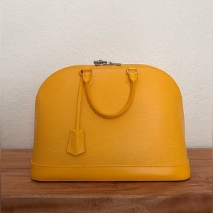 Louis Vuitton Jaune Tassili Yellow Epi Leather Handbag